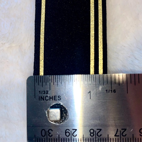 Nike Black Gold Wide Swoosh Logo Headband NWT - Picture 5 of 8